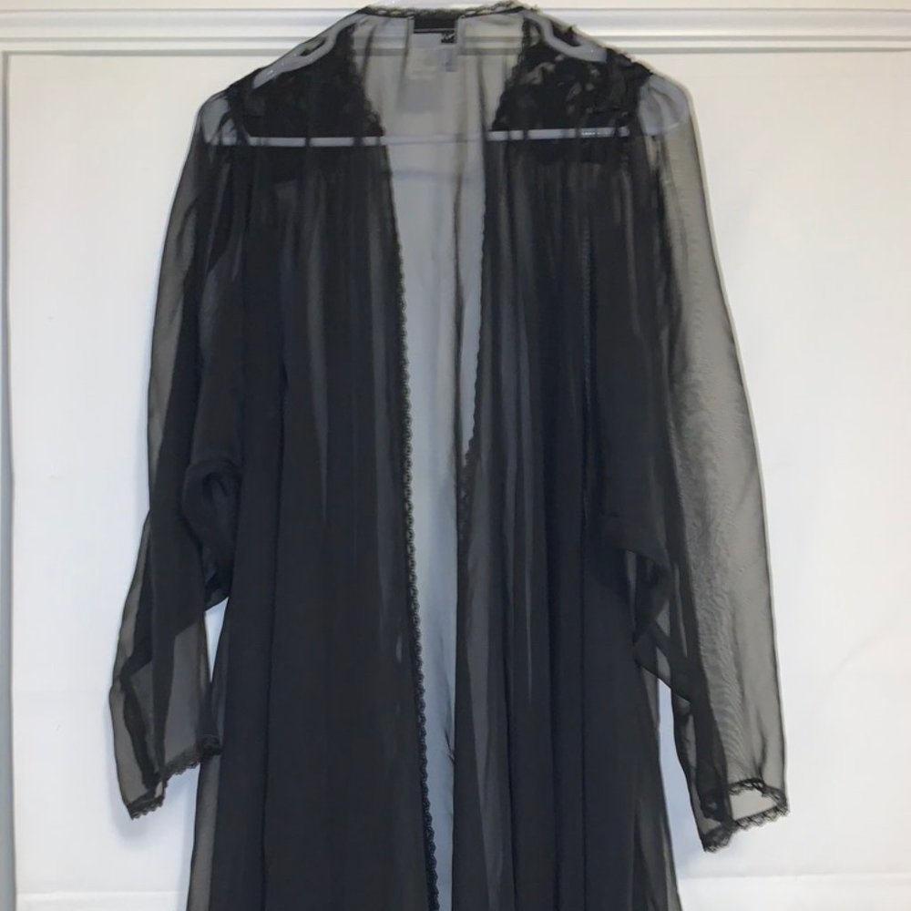 Natori Sheer Robe - Picture 2 of 3